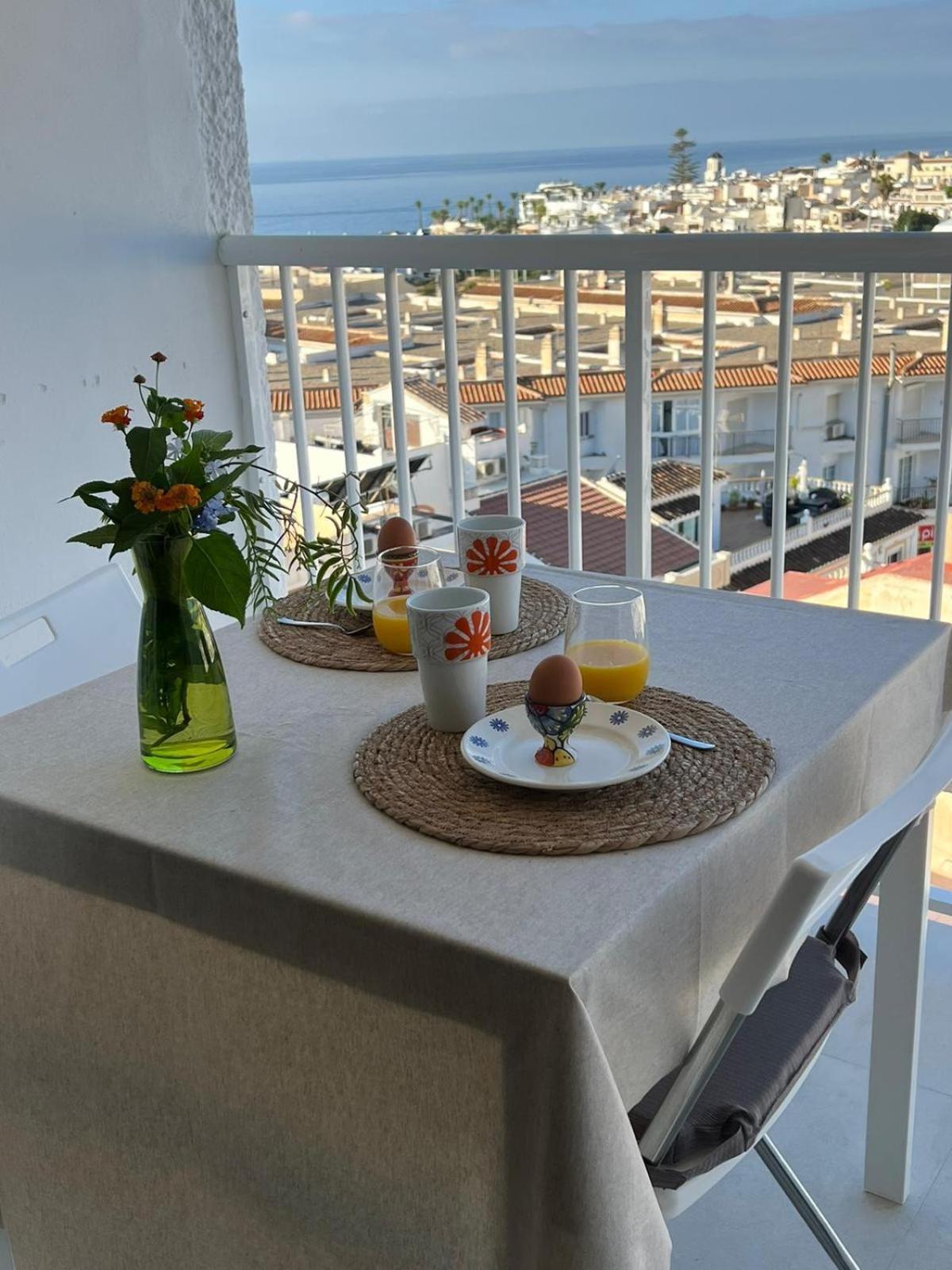Apartamento Ap379 Casa Seger Nerja Exterior foto